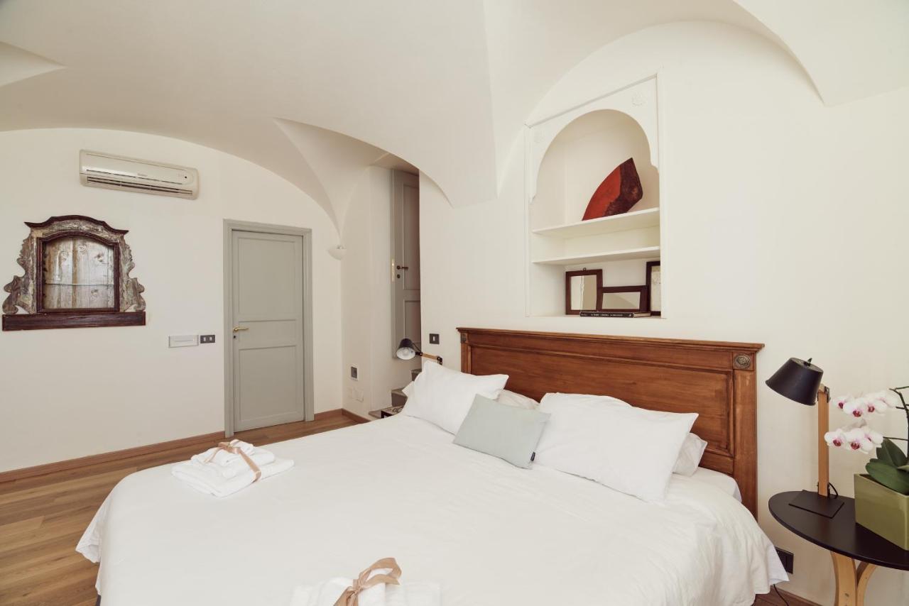 L' Hotellerie Easy Suites Palermo Eksteriør billede