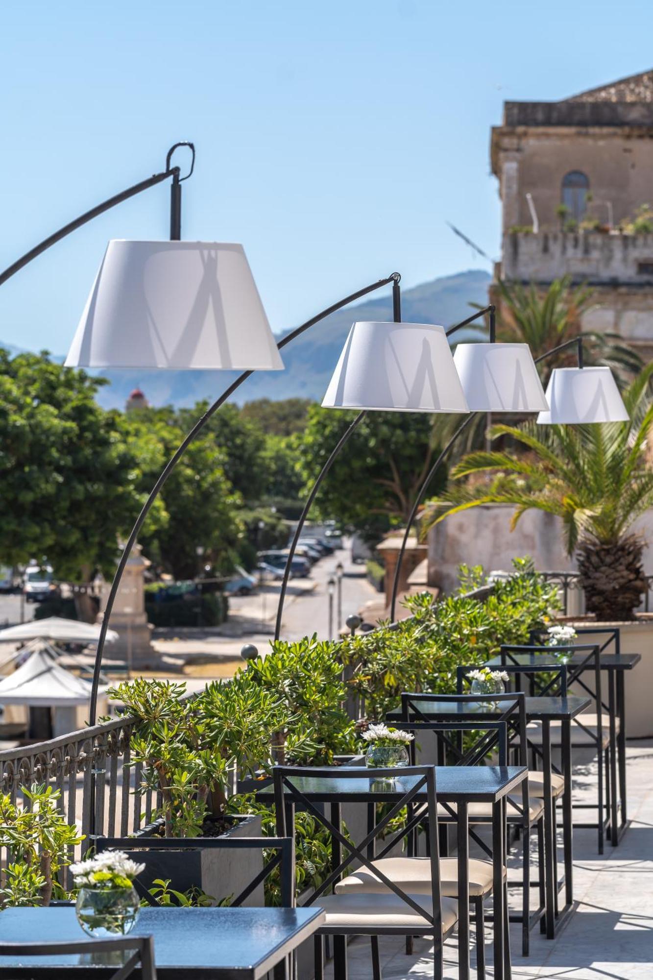 L' Hotellerie Easy Suites Palermo Eksteriør billede
